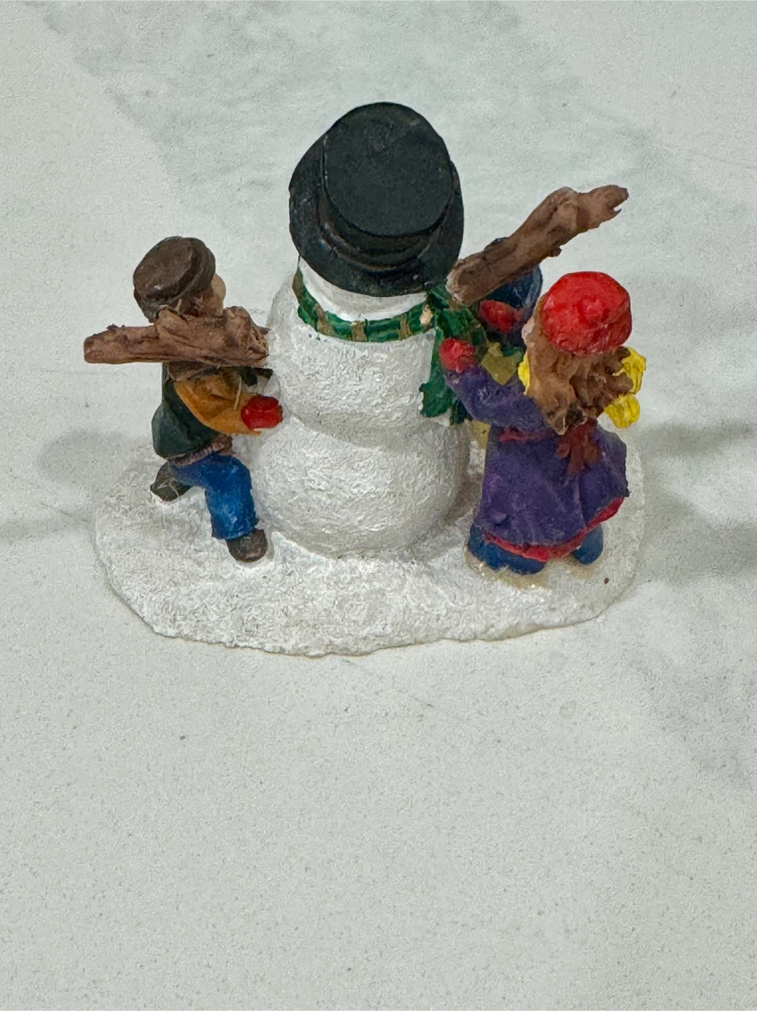 Snowman Figurine with kids - photo 2