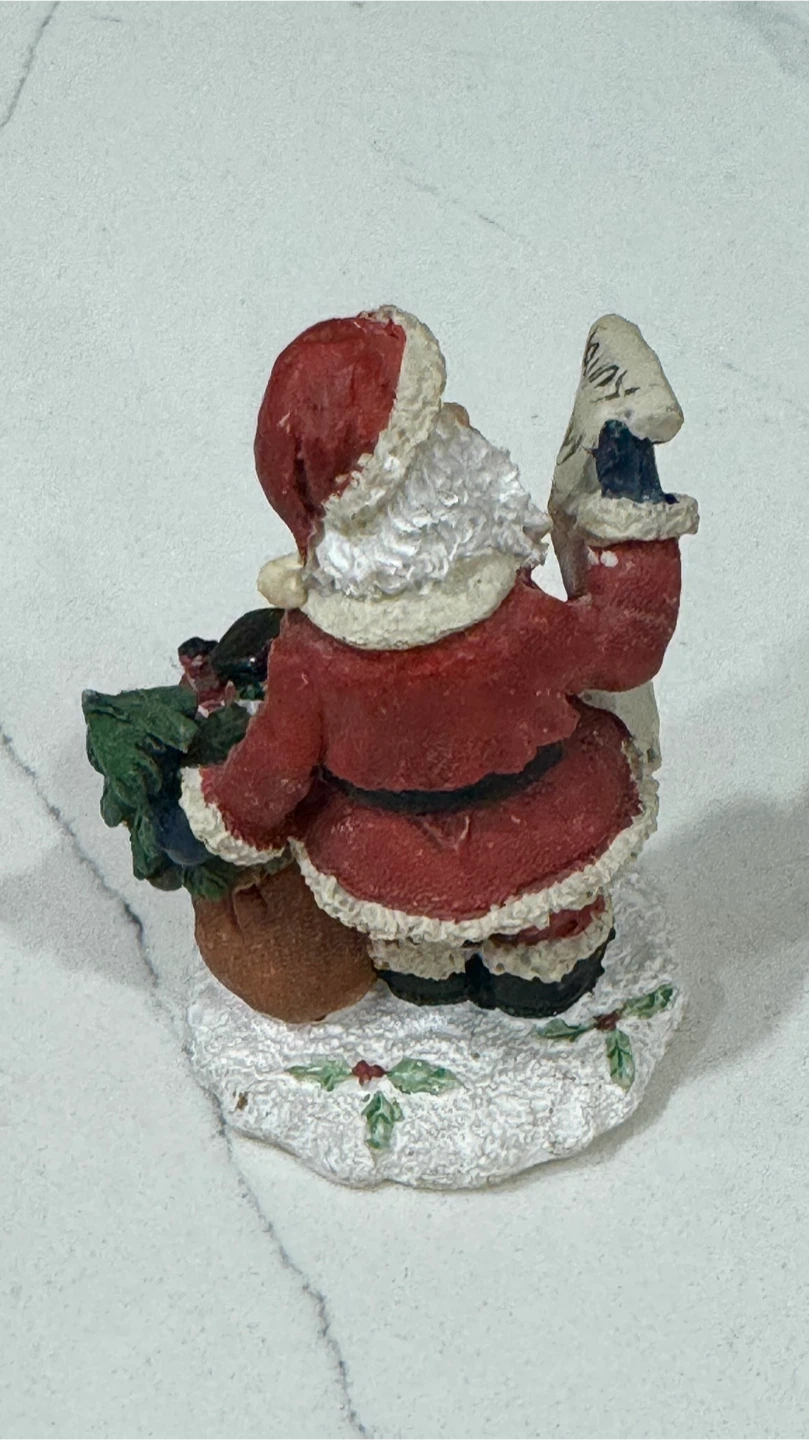 Santa Claus Figurine - photo 2