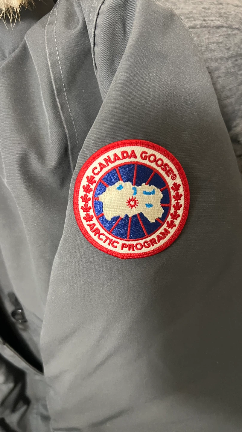 Canada Goose Parka - Grey - photo 4