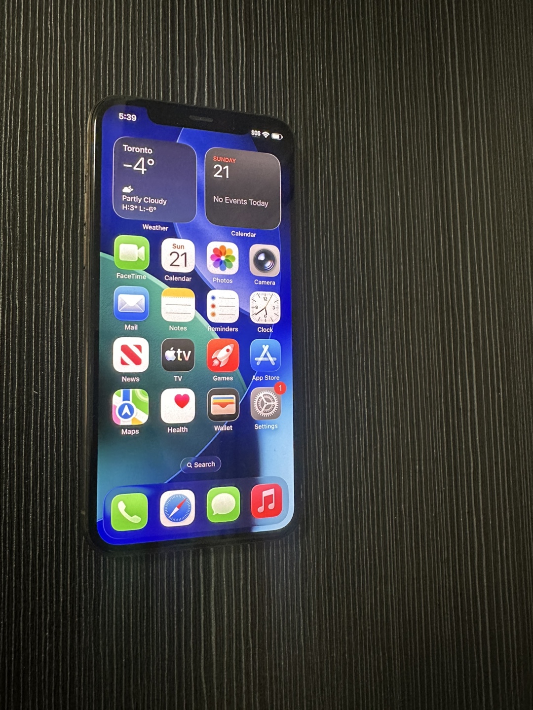 iPhone 11 Pro – Unlocked | Excellent Condition - photo 2