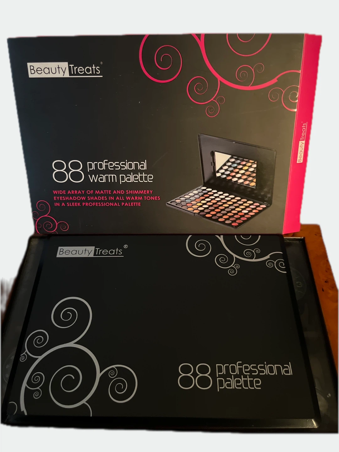 Beauty Treats 88 Warm Eyeshadow Palette - photo 2
