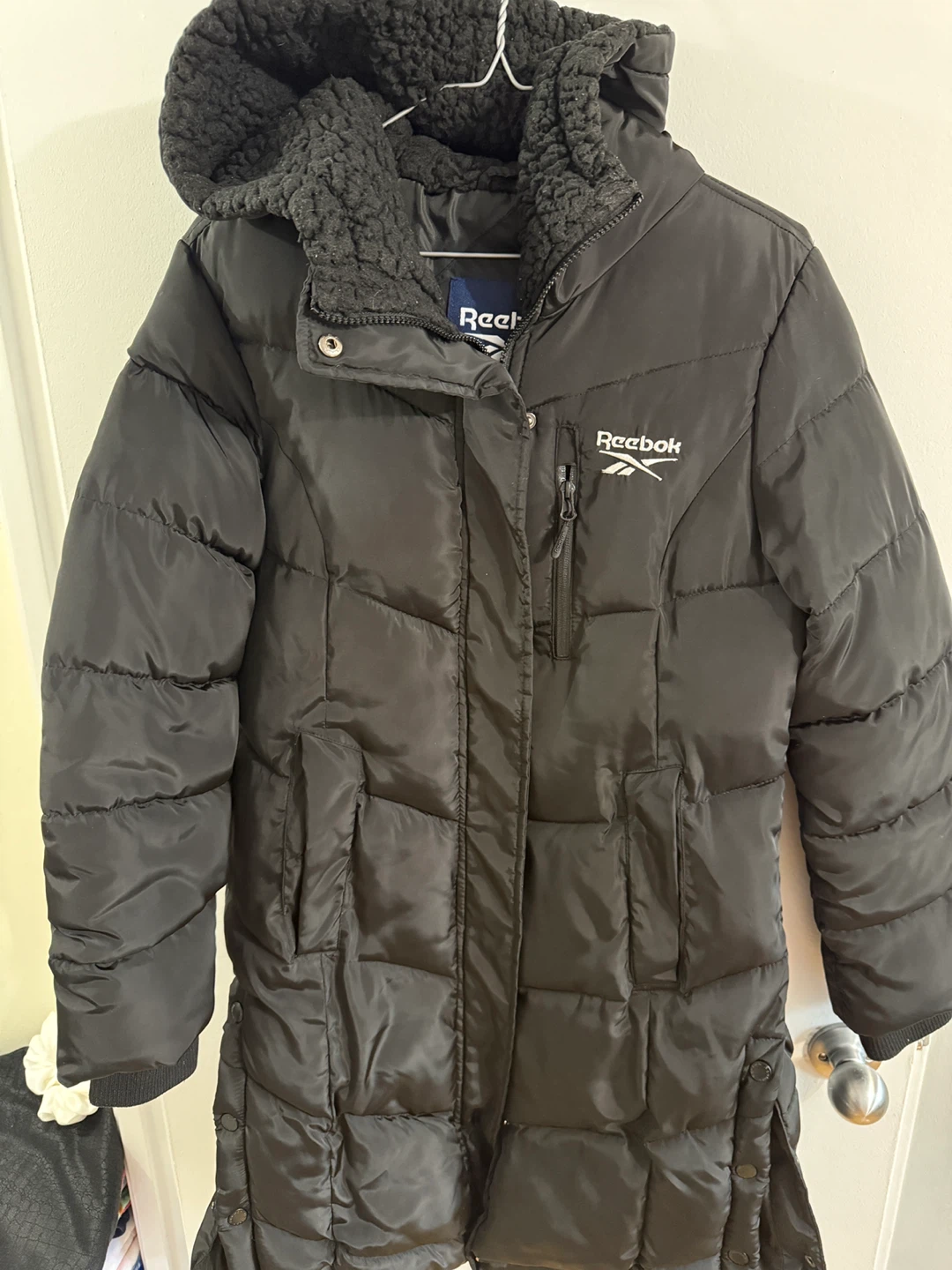 Reebok Black Puffer Jacket Size S