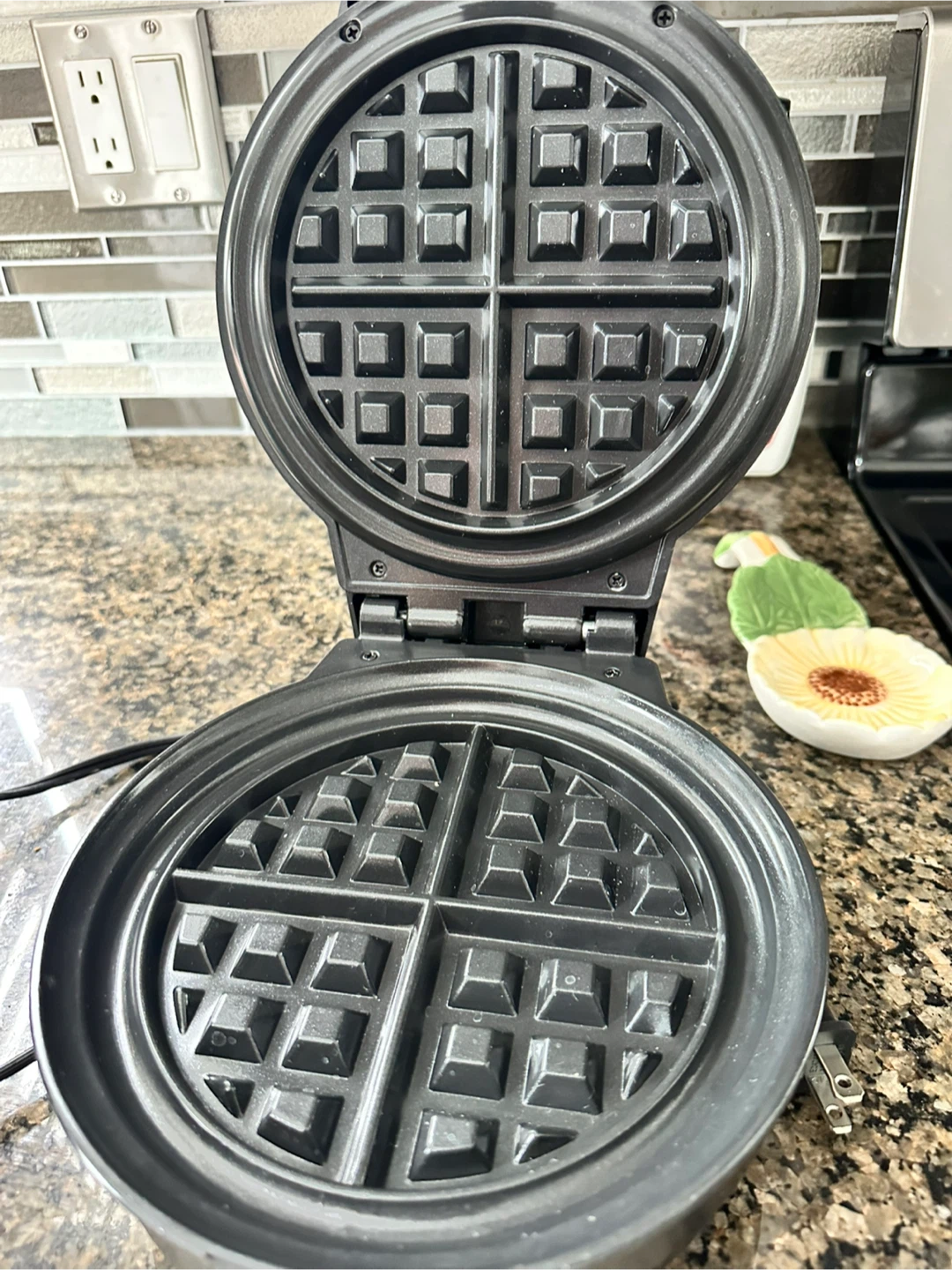 Chefman Anti-Overflow Waffle Maker - photo 2