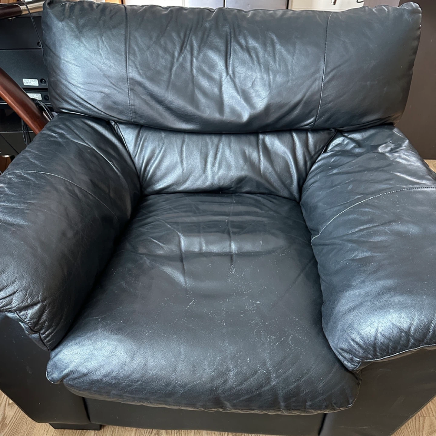 Black Genuine Leather Sofa Love seat & Chair (CAN DELIVER) - photo 4