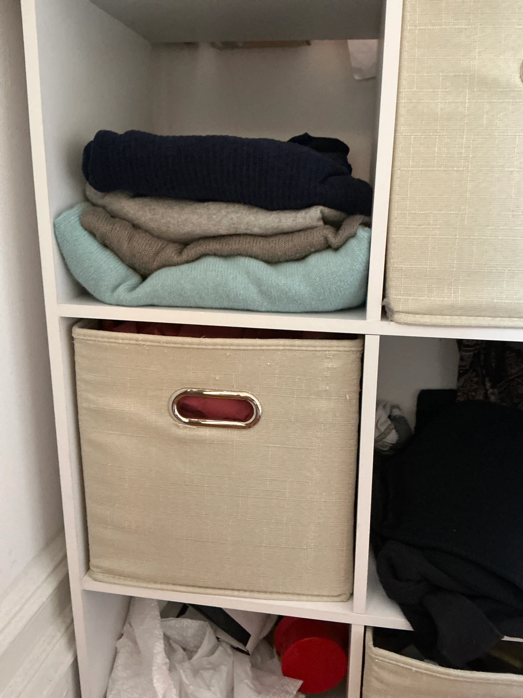 White Storage Shelf with 6 Fabric Bins - photo 5