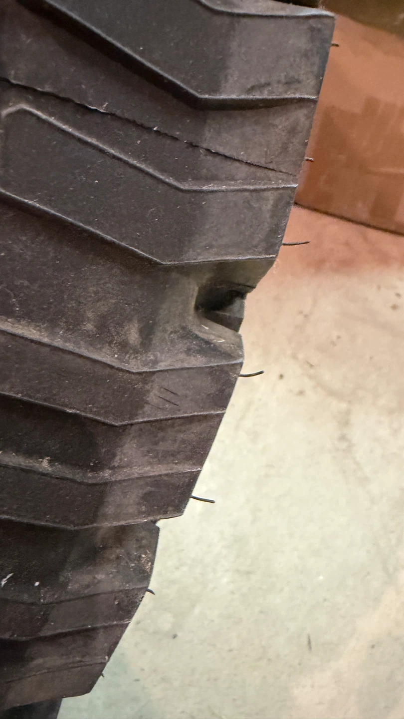 BFGoodrich All-Terrain T/A Tire - 17 Inch for Hummer H2 - photo 2