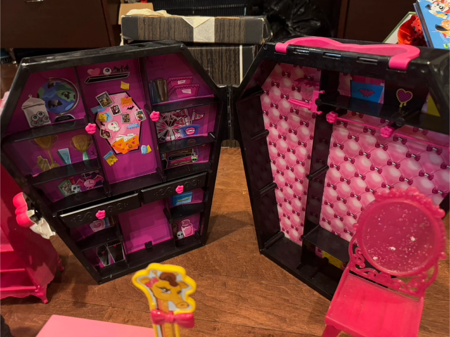 Monster High & Bratz Doll Lot + Accessories - photo 3