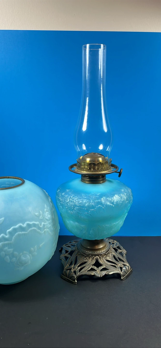 Antique Light Blue Oil Lamp - photo 4