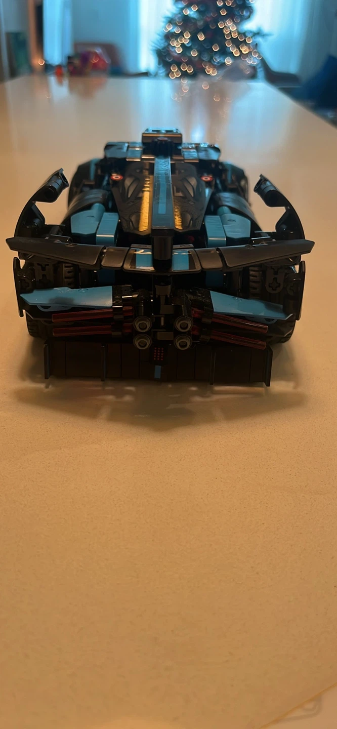 LEGO Technic Bugatti Bolide 42162 - photo 3