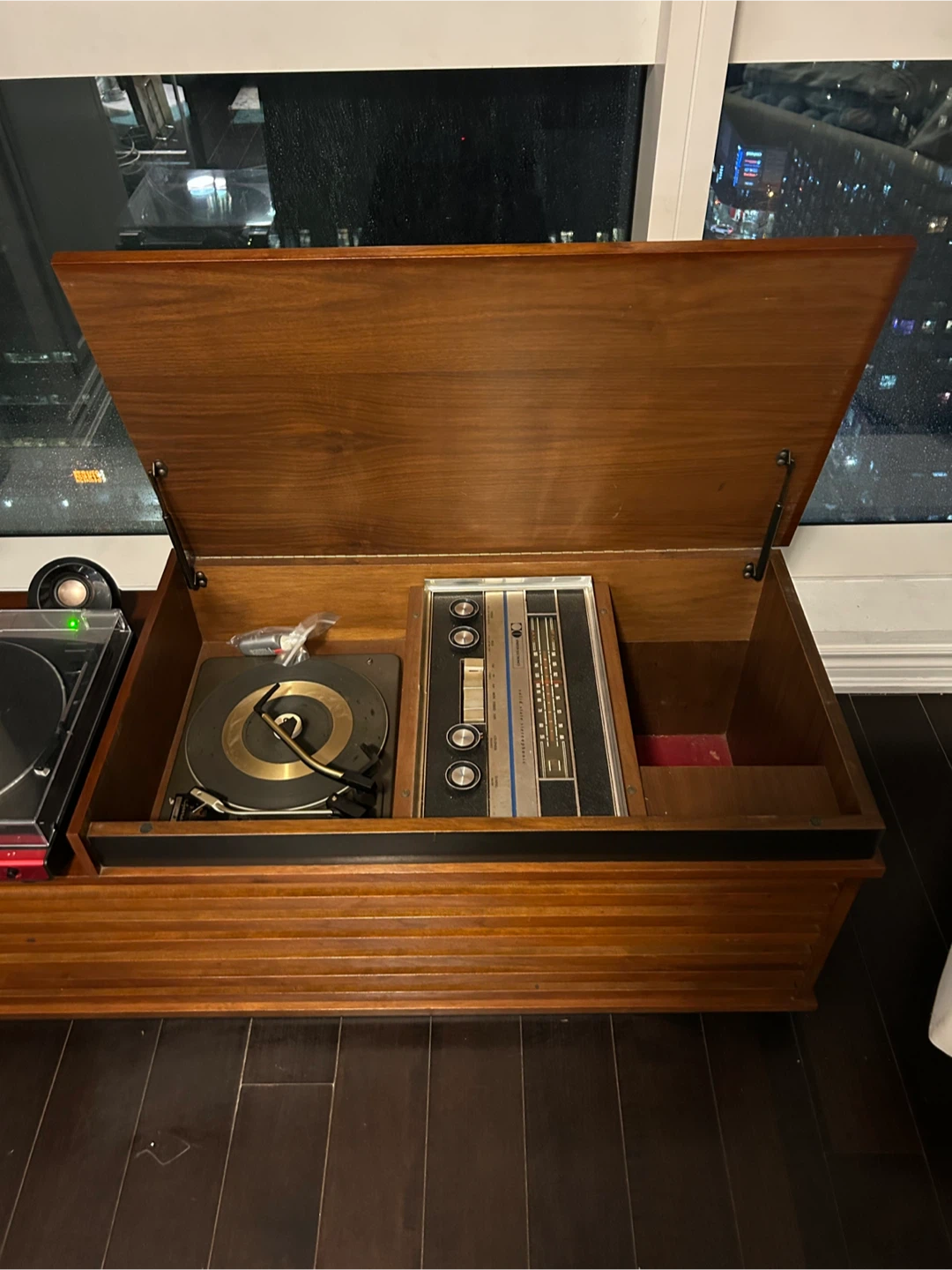 Vintage AudioTechnica Vinyl Record Player - photo 3