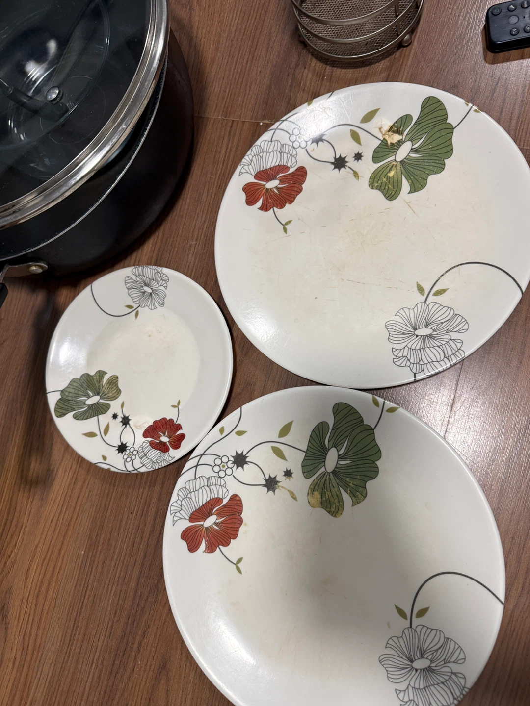 Pots, Pans, Plates, and Utensil Holder - photo 4