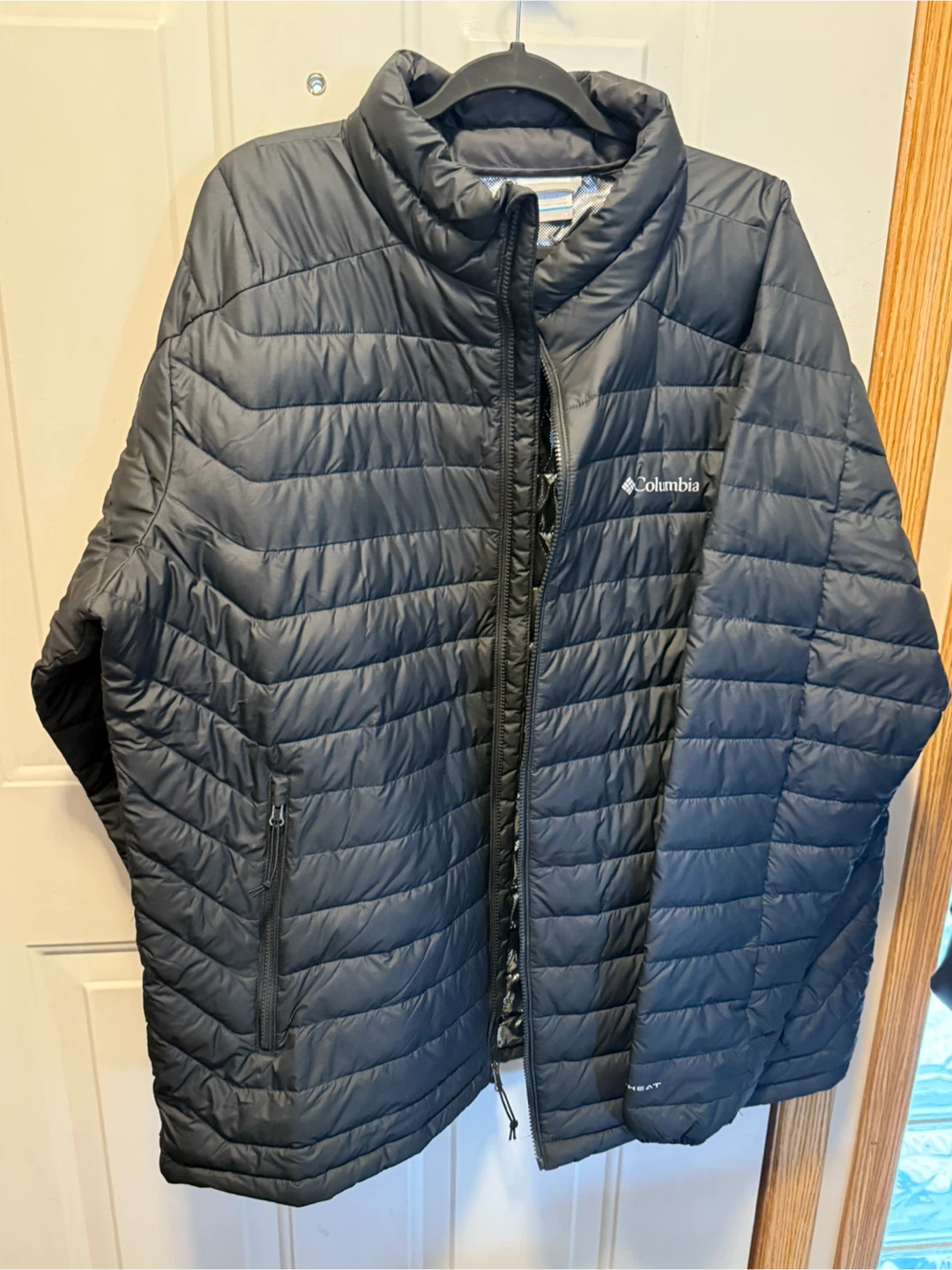 Men’s XXL Columbia Black Puffer Jacket - photo 4