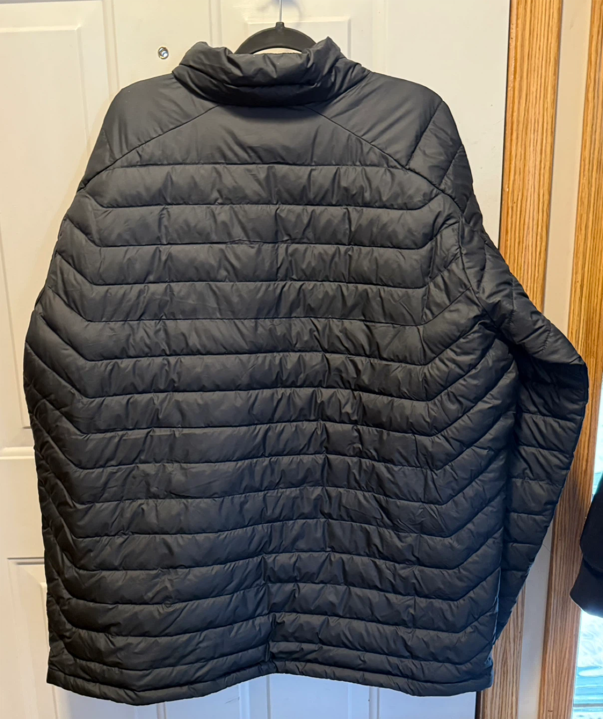 Men’s XXL Columbia Black Puffer Jacket - photo 3