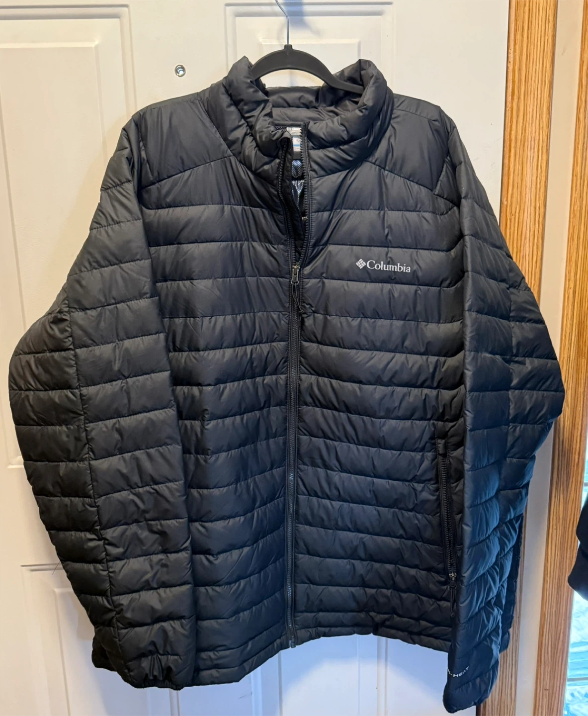 Men’s XXL Columbia Black Puffer Jacket - photo 2