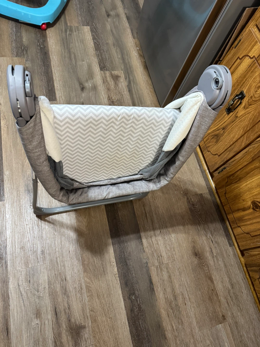 Evenflo Bassinet - Grey