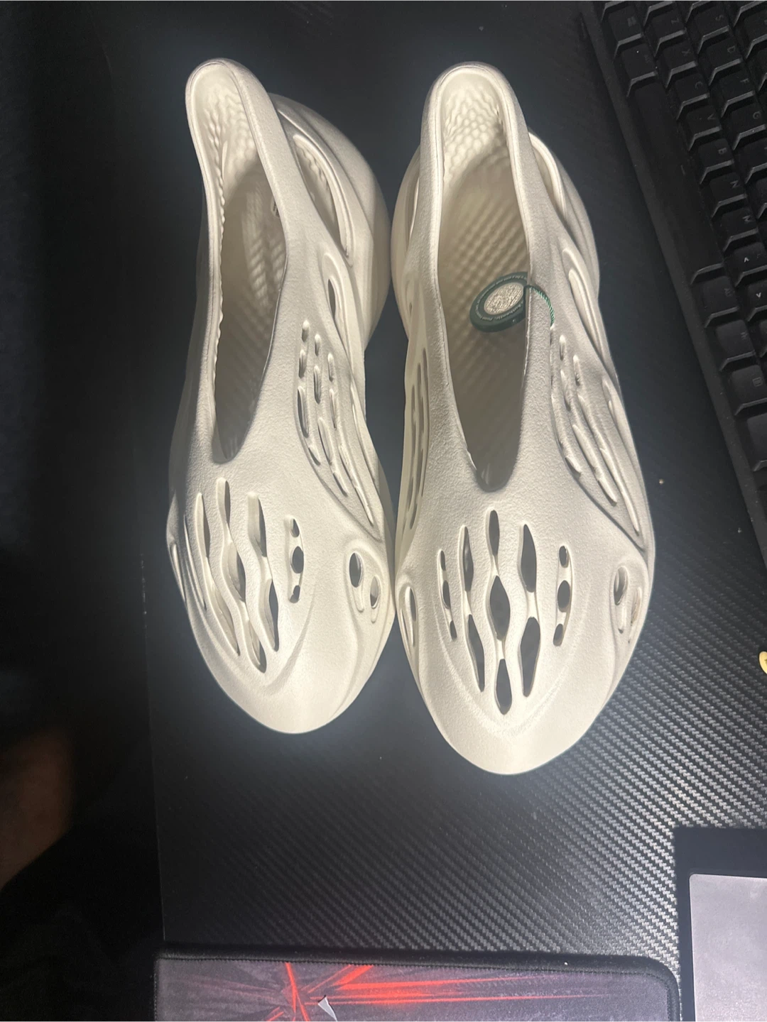 Adidas Yeezy Foam Runner - photo 3