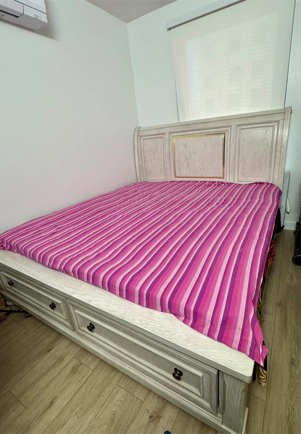 King size bed for sale - photo 2