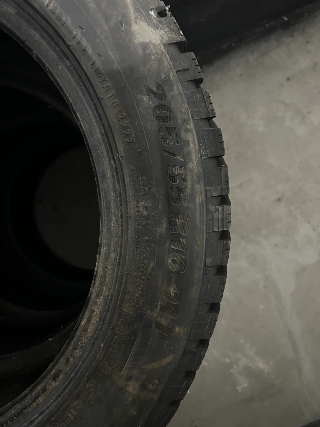 Kumho WinterCraft Ice 205/55R16 91T Tires - photo 4