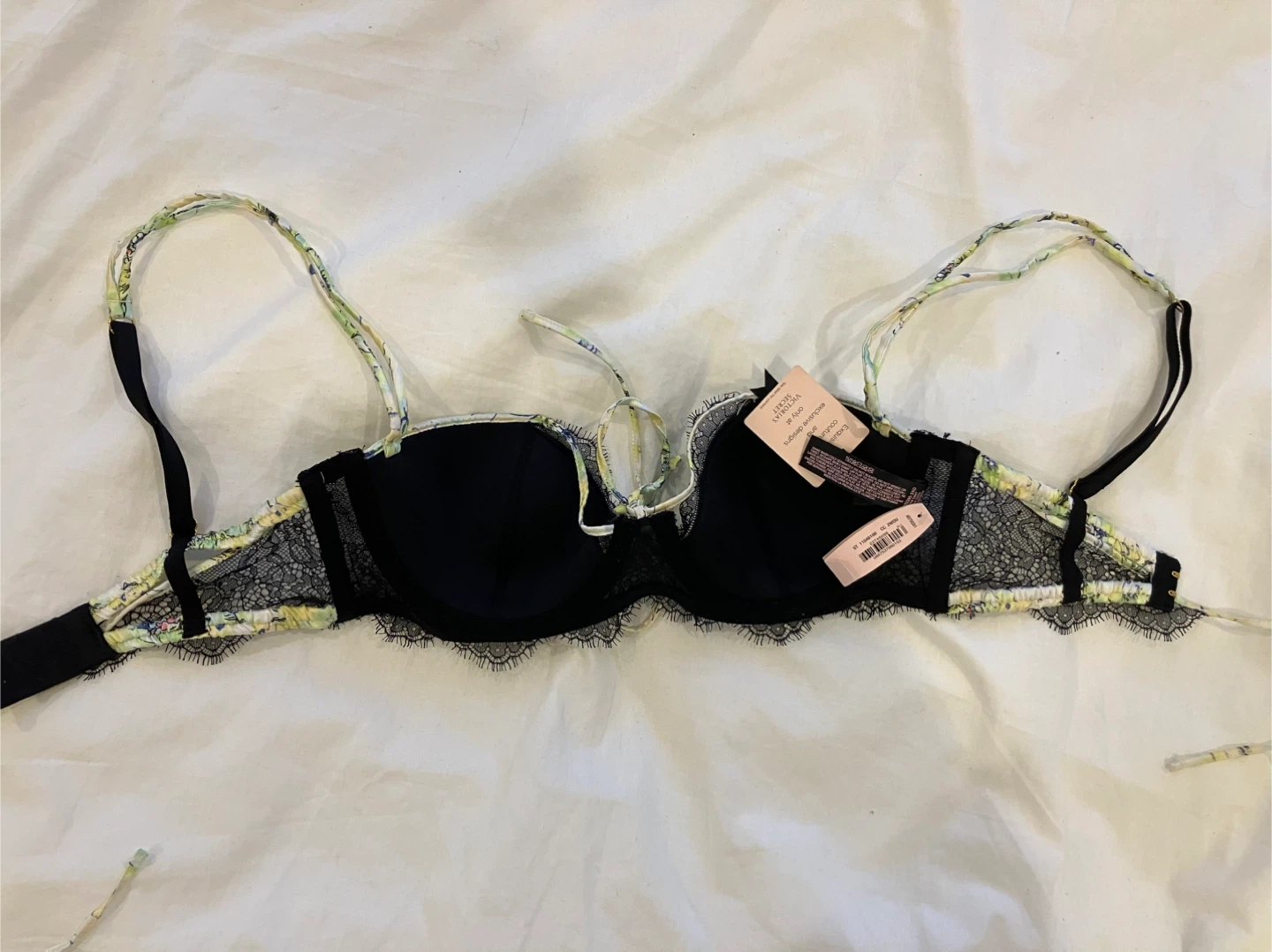 Victoria's Secret Fantasy Island Balconette Bra 32C - photo 4