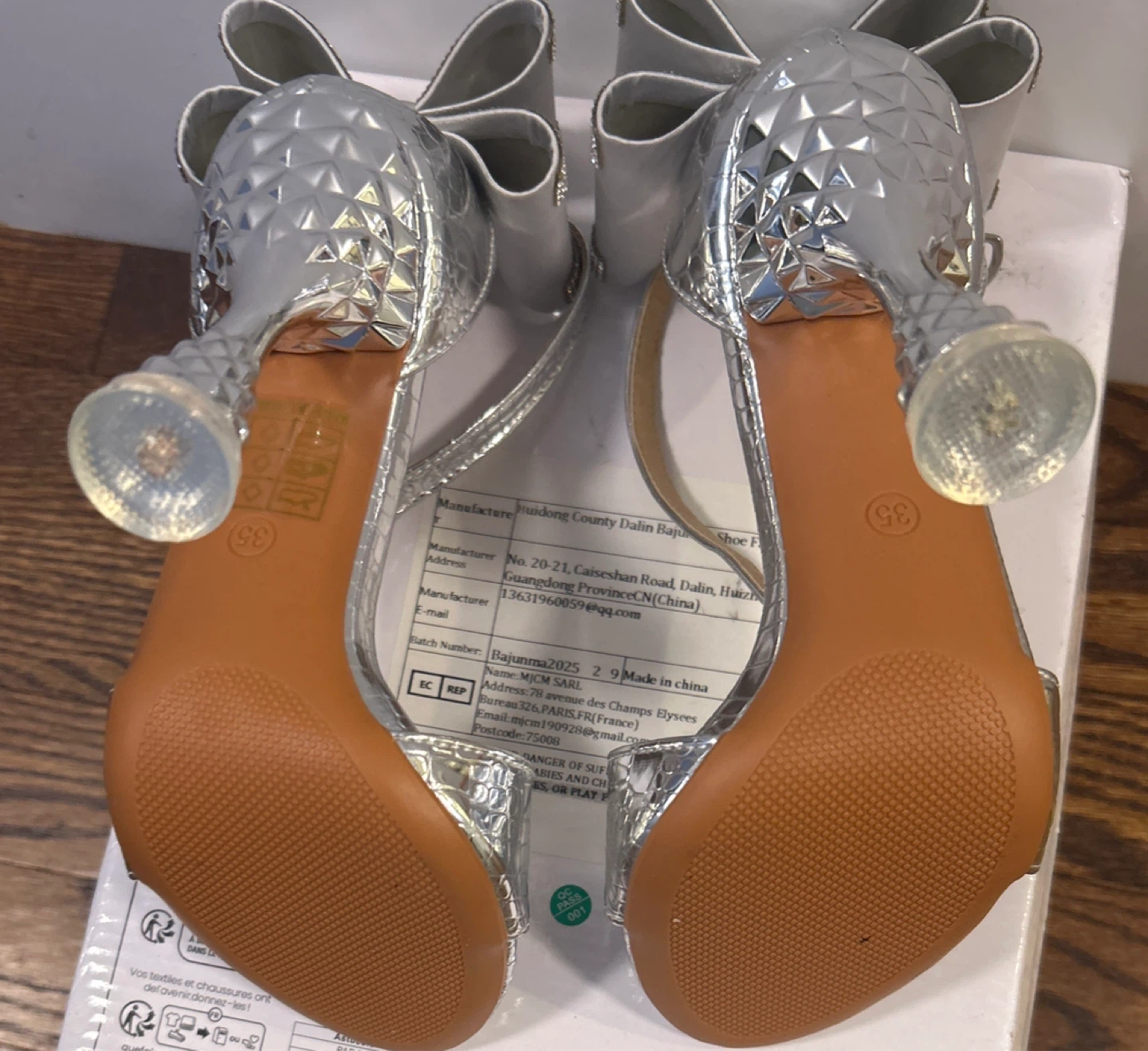 Silver Heels with Bow Detail - Size 36 - photo 3