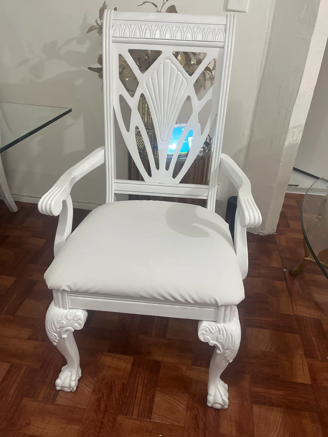 White Arm Dining Chair - Elegant Design - photo 2