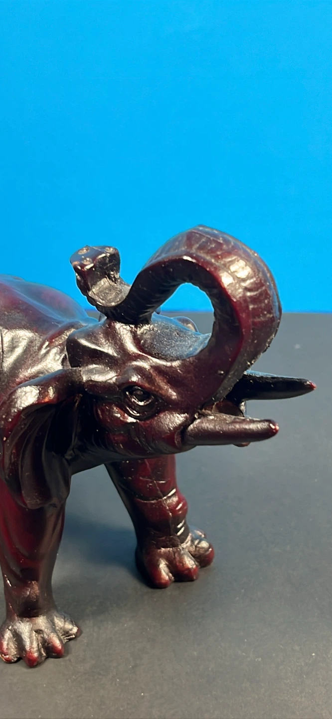 Elephant Figurine - Dark Red - photo 5