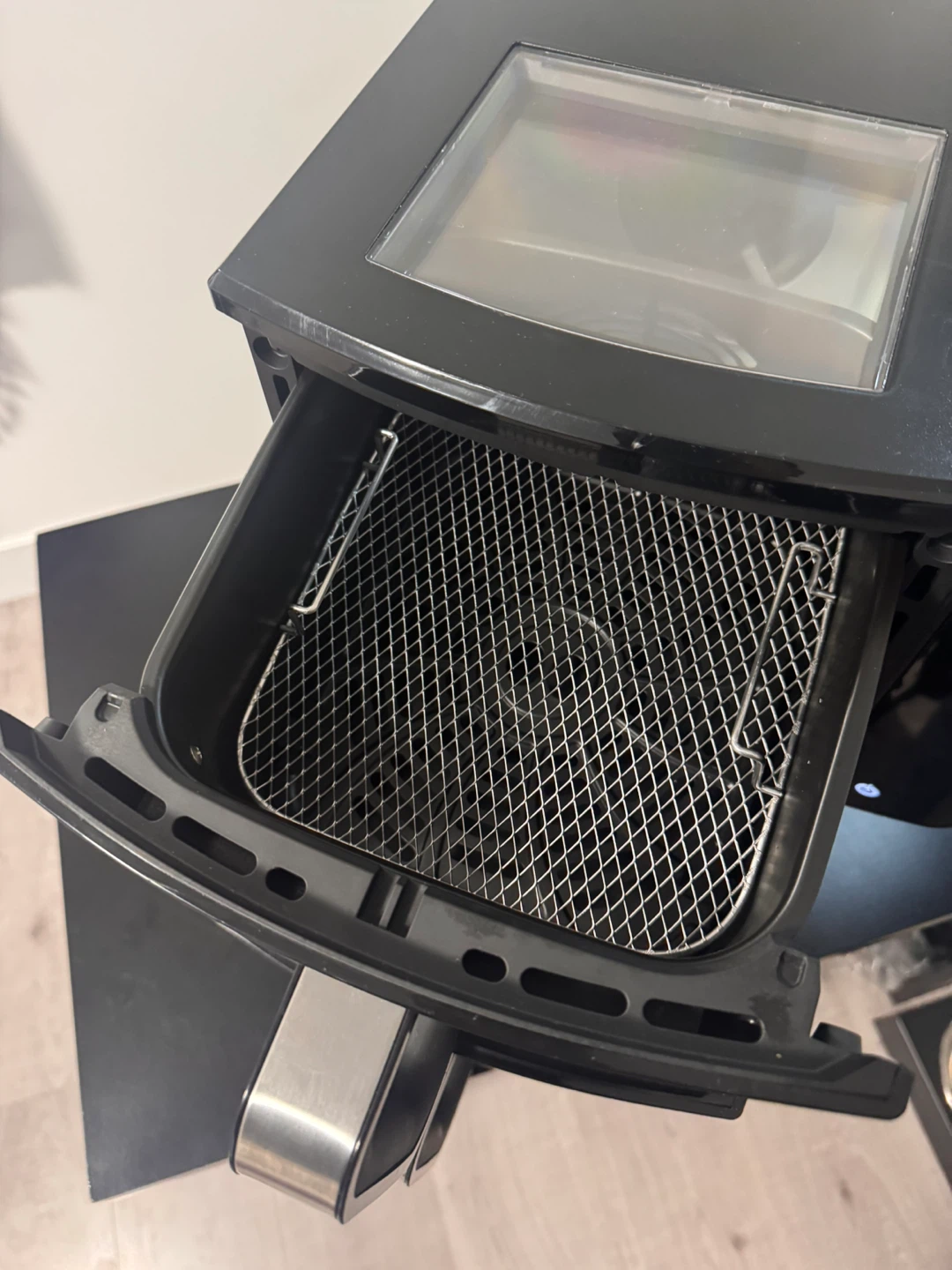 Gourmia 4-Dish Dual Basket Air Fryer - Like New! - photo 5