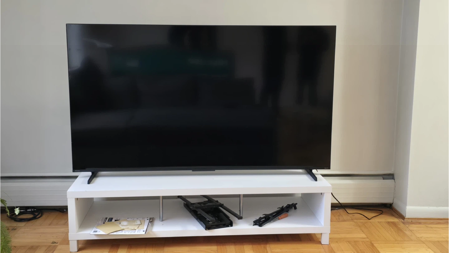 Hisense 70" Roku TV UHD 4K R6 Series