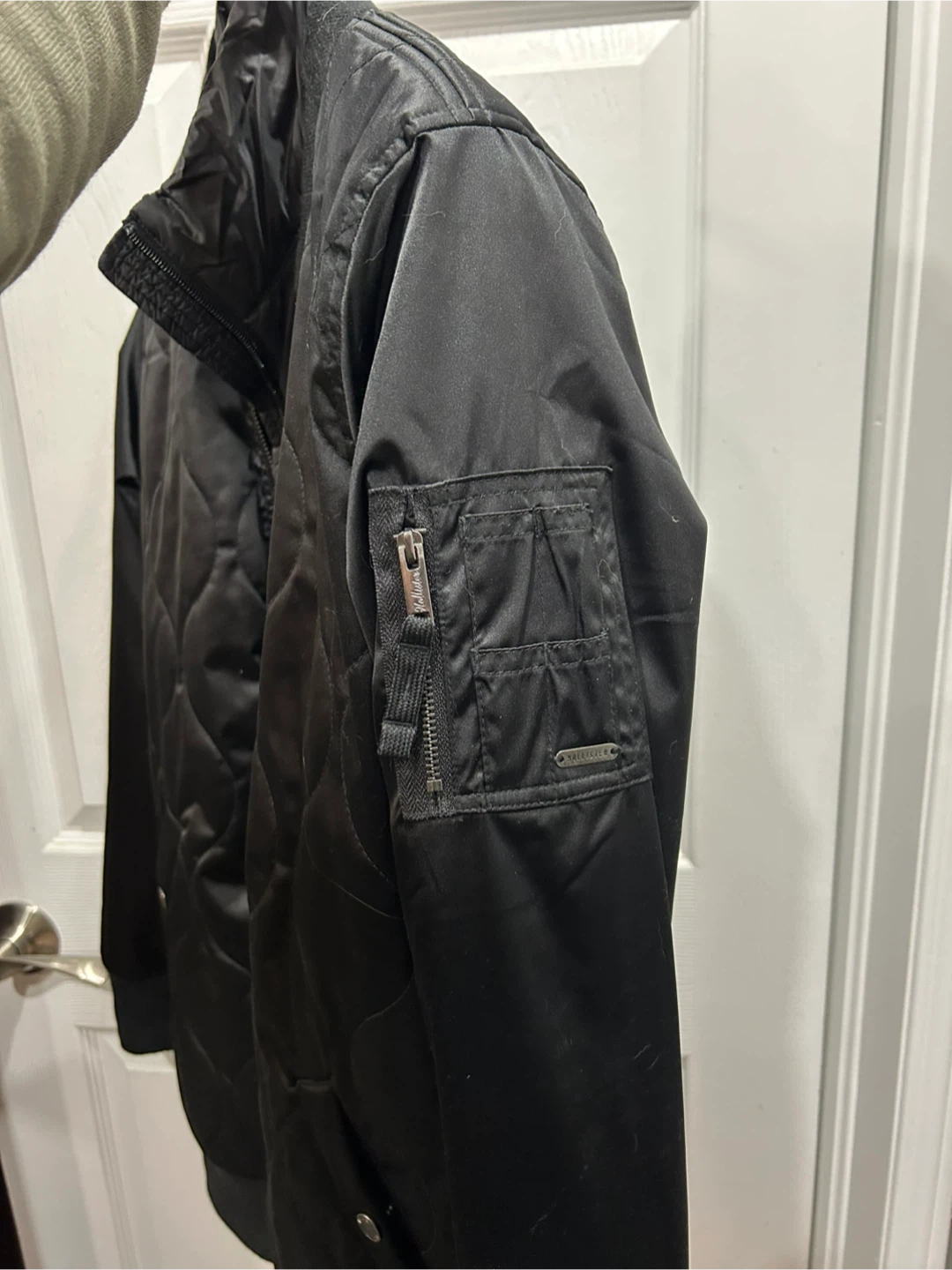 Hollister Black Bomber Jacket, Size S - photo 4