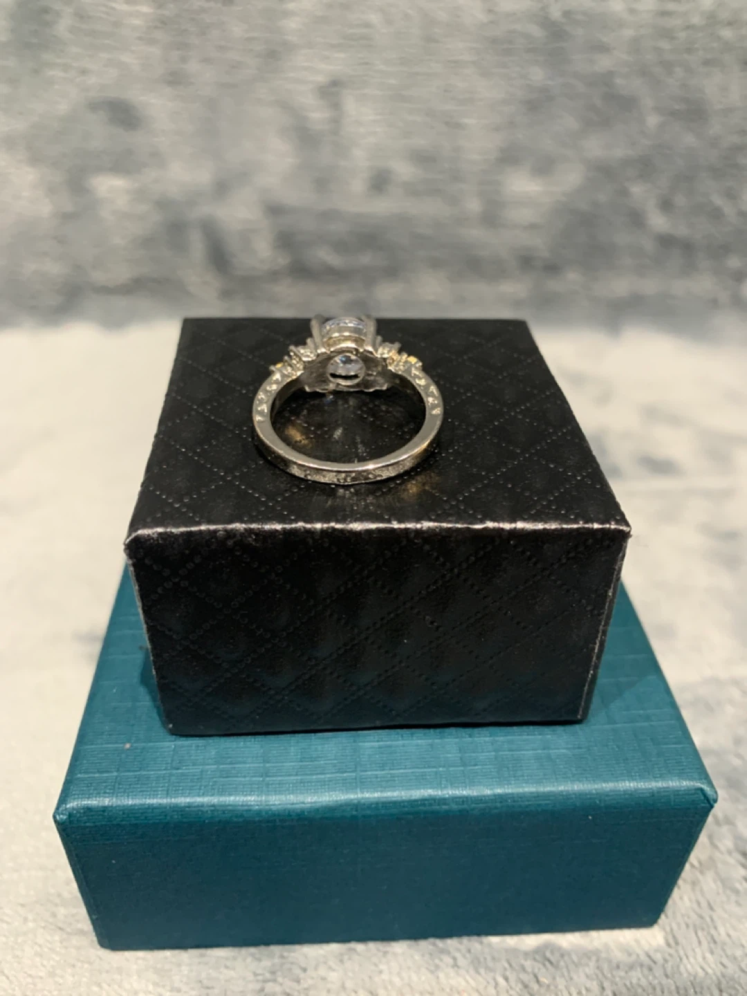 Silver Sparkly Ring Size 6 - photo 2
