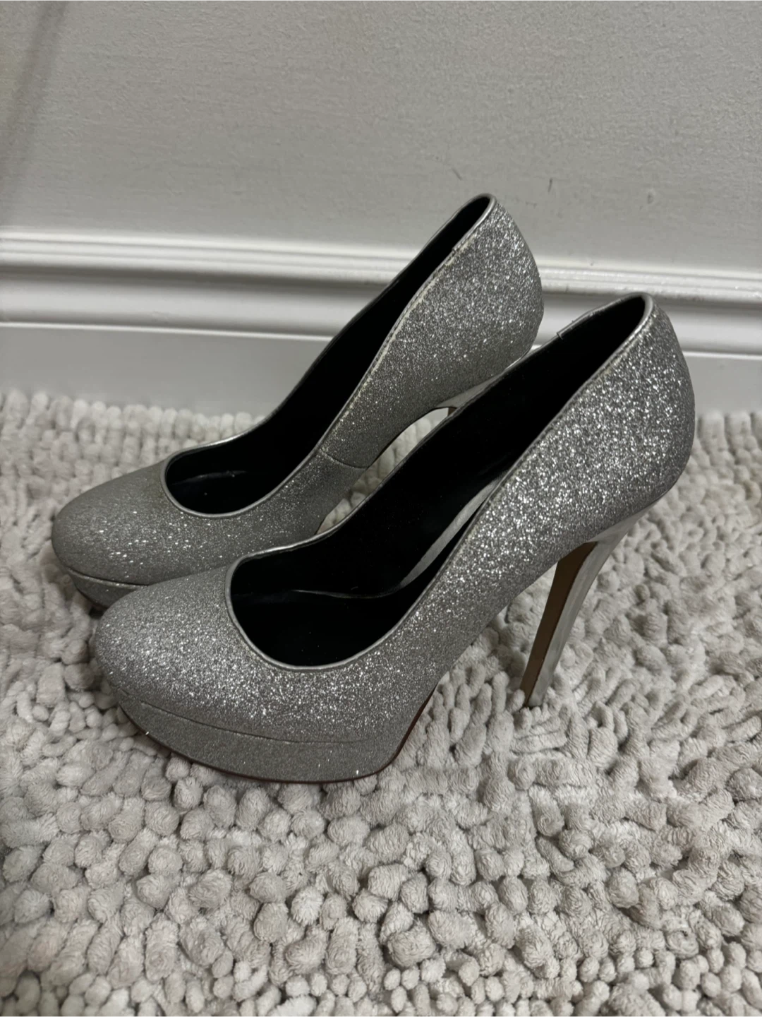 Aldo Silver Glitter Heels - Size 7.5