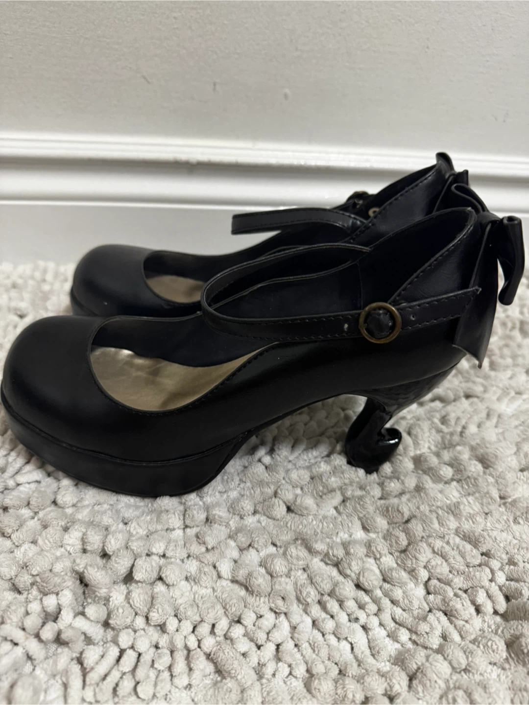 black heels from Alice and the Pirates