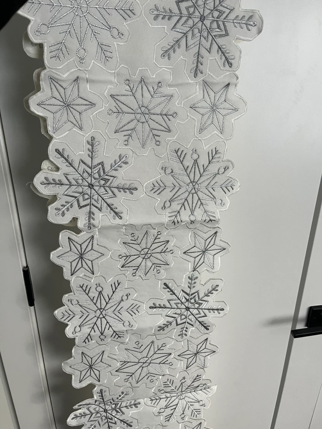 Snowflake Table Runner - White & Silver