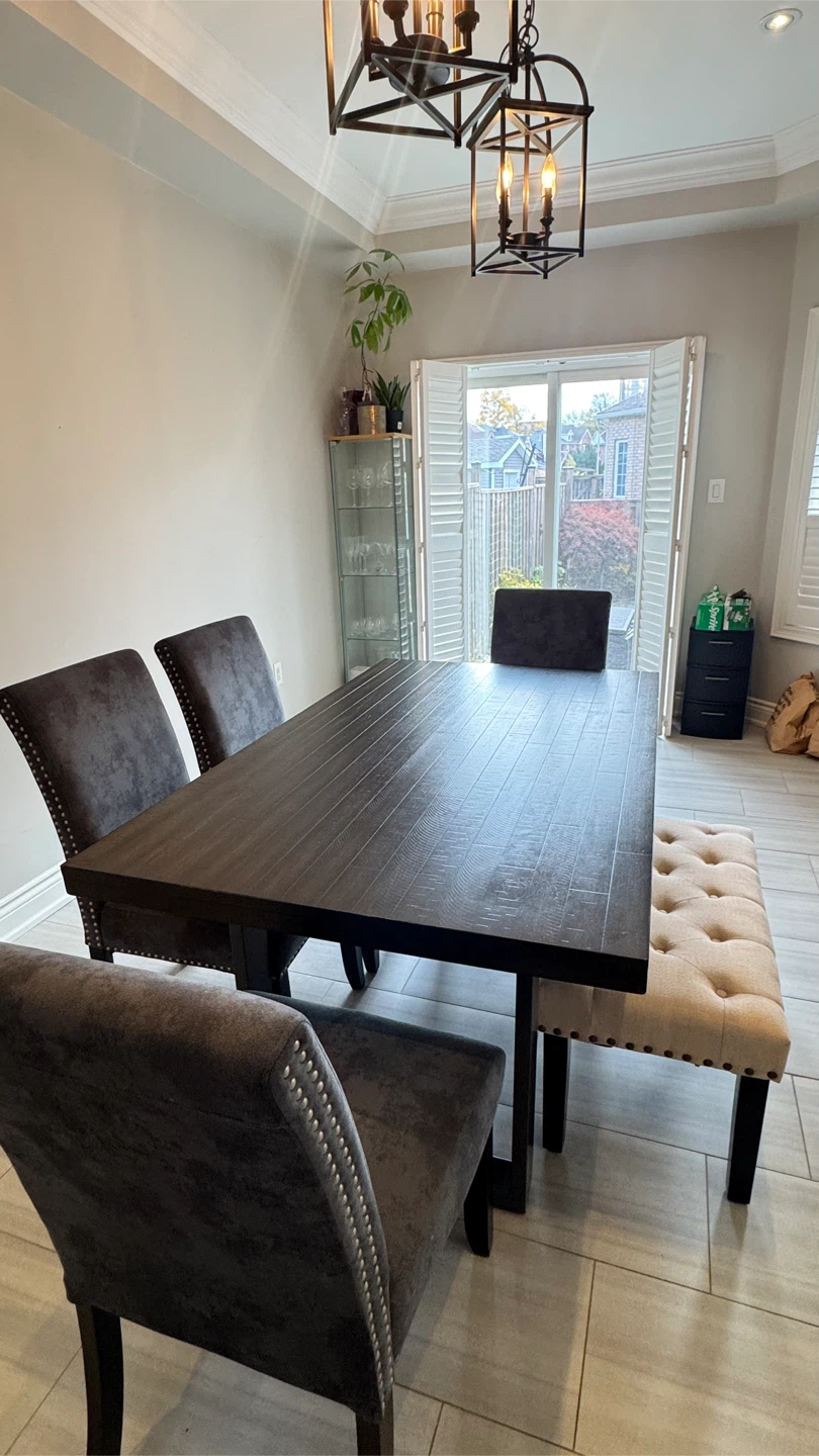Dining Table Set with 4 Chairs. - photo 2
