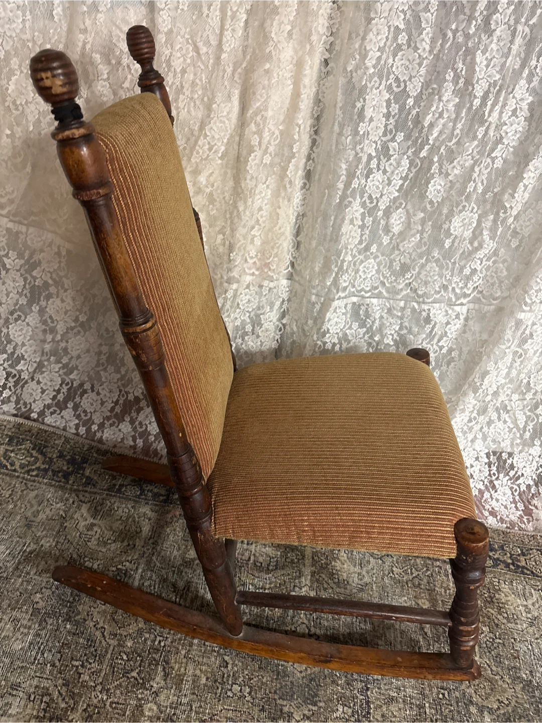 Vintage Rocking Chair - 34 inch High - photo 2