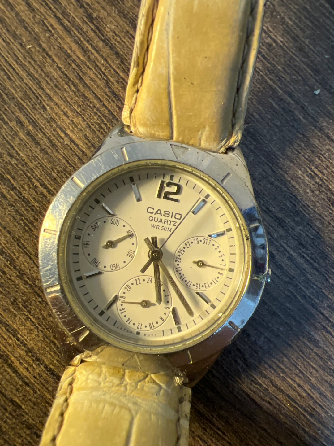 Casio LTP-2069 Quartz Watch