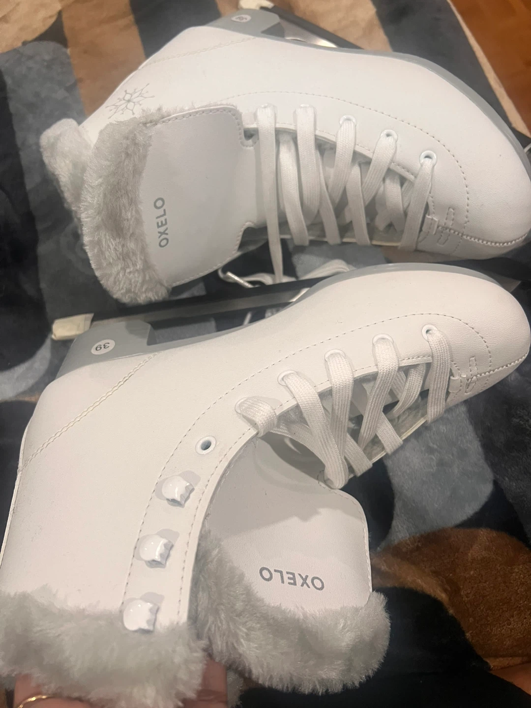 Oxelo Ice Skates - Size 39 Brand New - photo 5