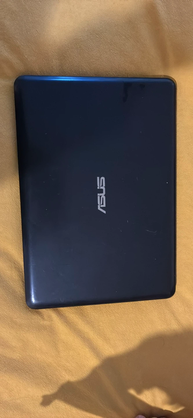 Asus Laptop - photo 2