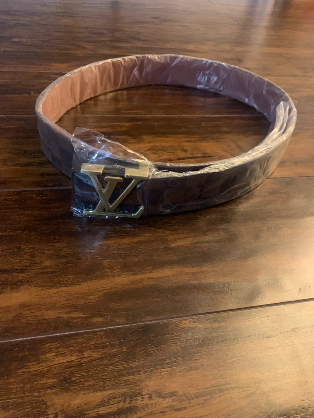 New Louis Vuitton Belt Size 42/105
