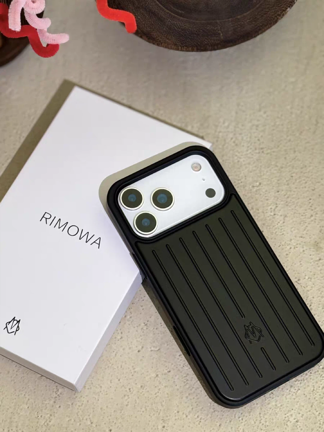 Iphone 17pro max case - photo 3