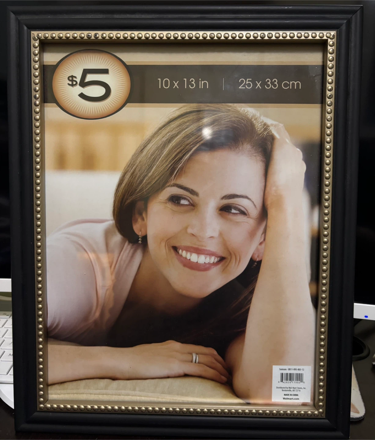 10x13 inch Picture Frame - Black and Gold