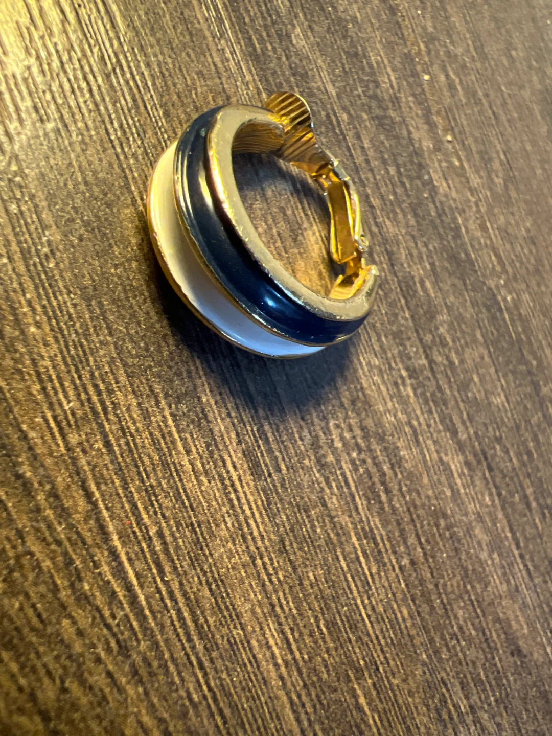 Trifari Clip-on Earrings only 1:( - photo 2