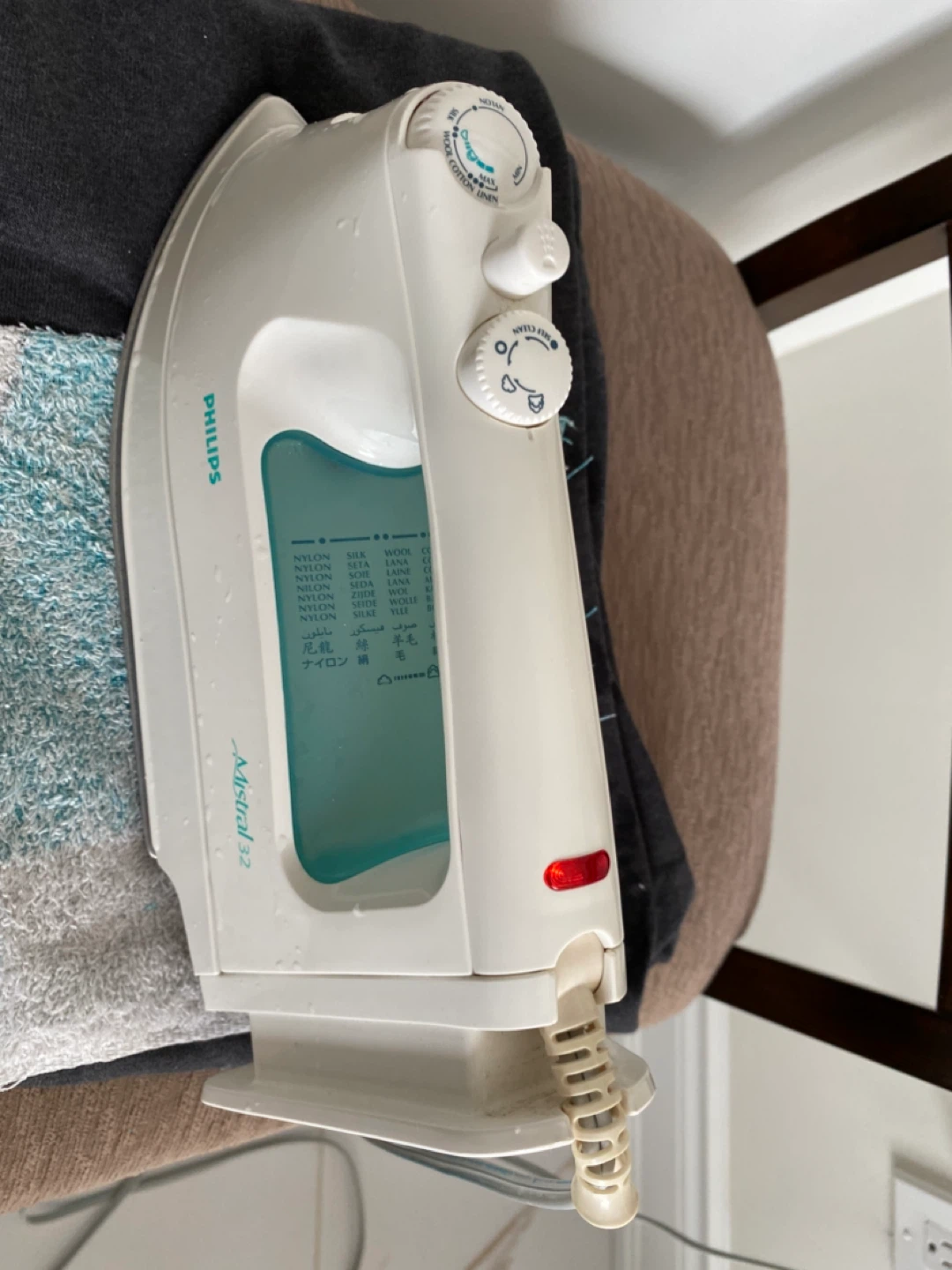 Philips Mistral 32 Steam Iron