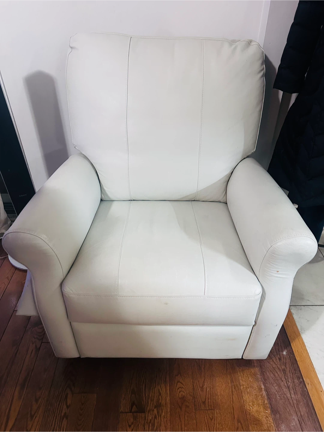 White Leather Recliner Chair