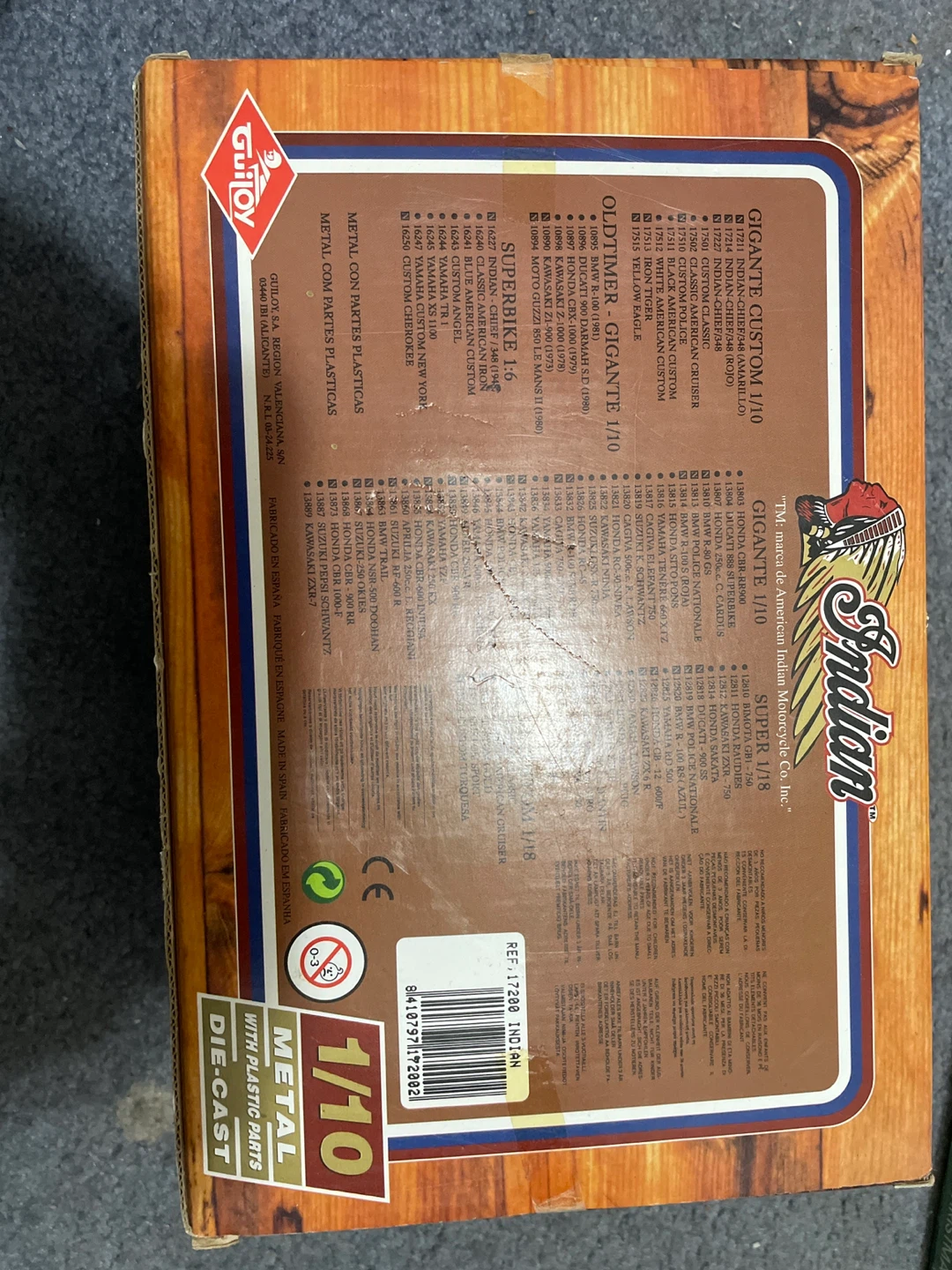 GuiJoy Indian Chief 348 1948 Die-Cast 1/10 - photo 4