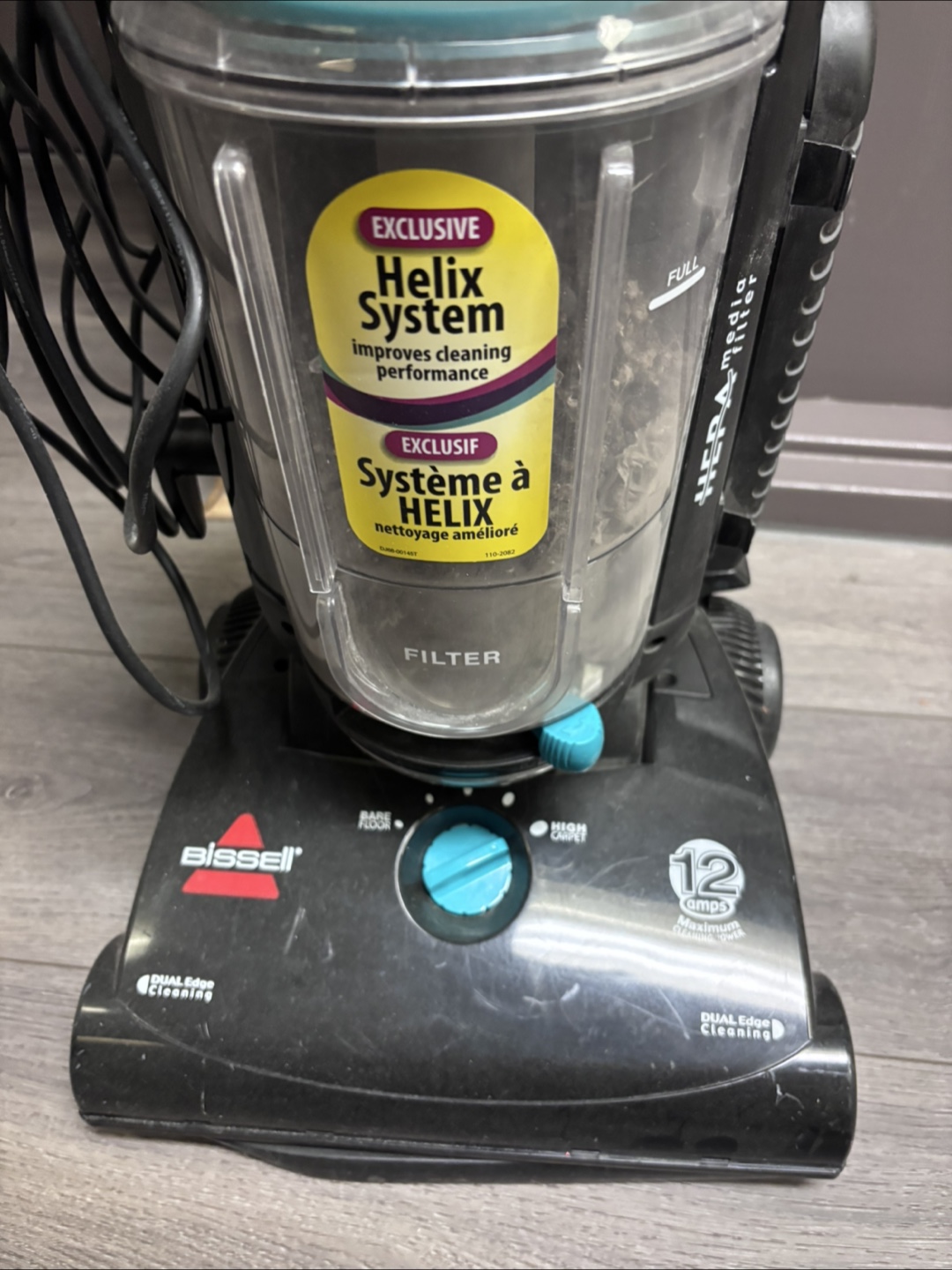 Bissell 82H1-C Vacuum Cleaner - photo 2