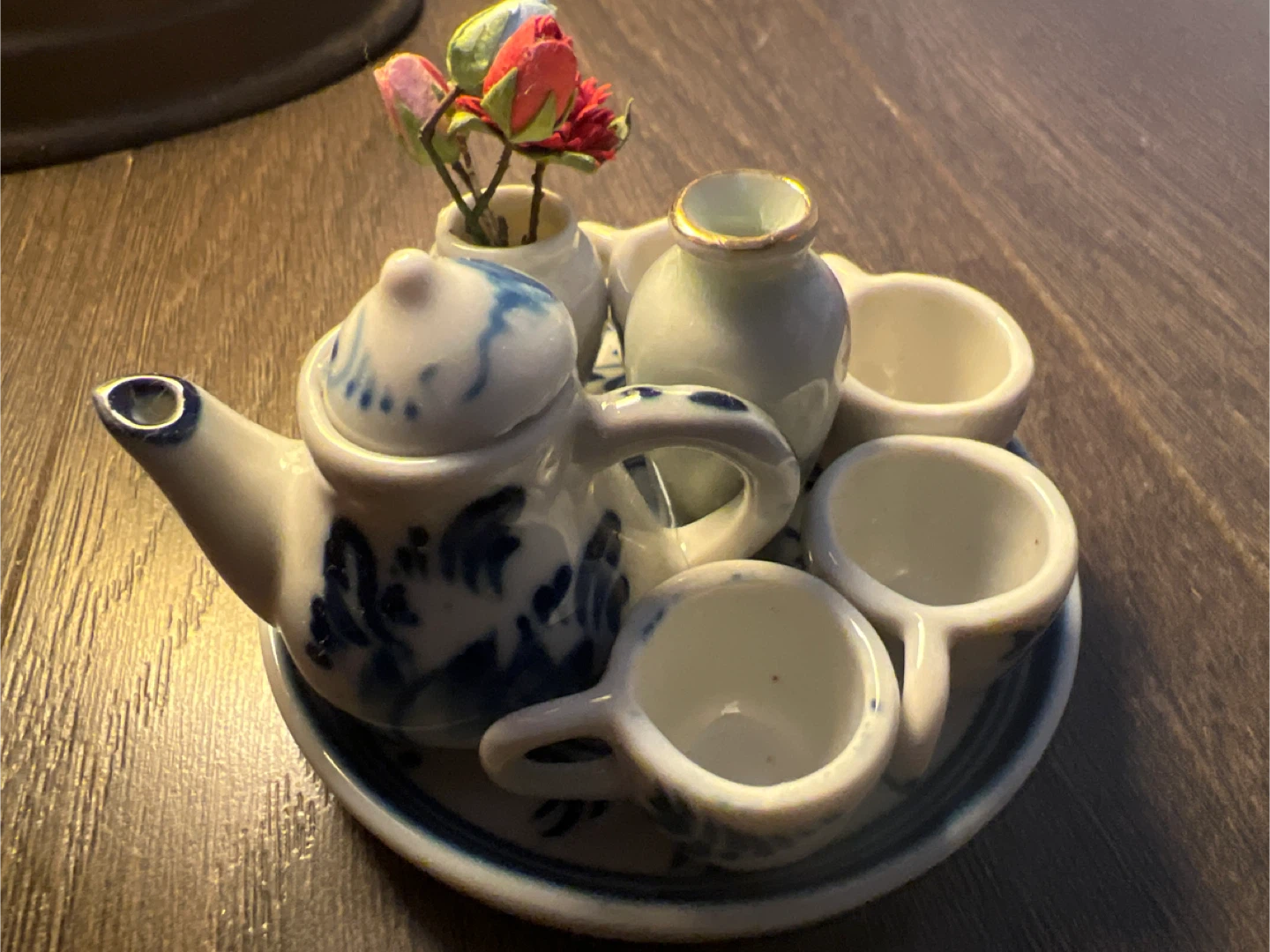 Miniature Porcelain Tea Set - photo 3