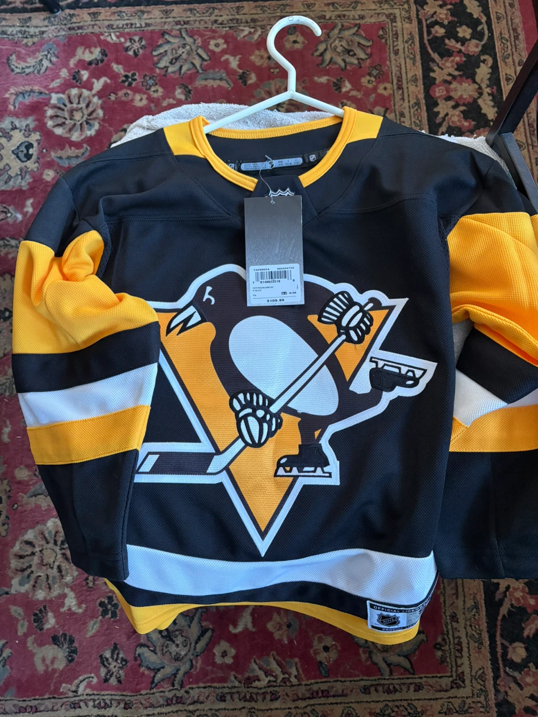 Pittsburgh Penguins NHL Jersey - Size S/M - New with tags!