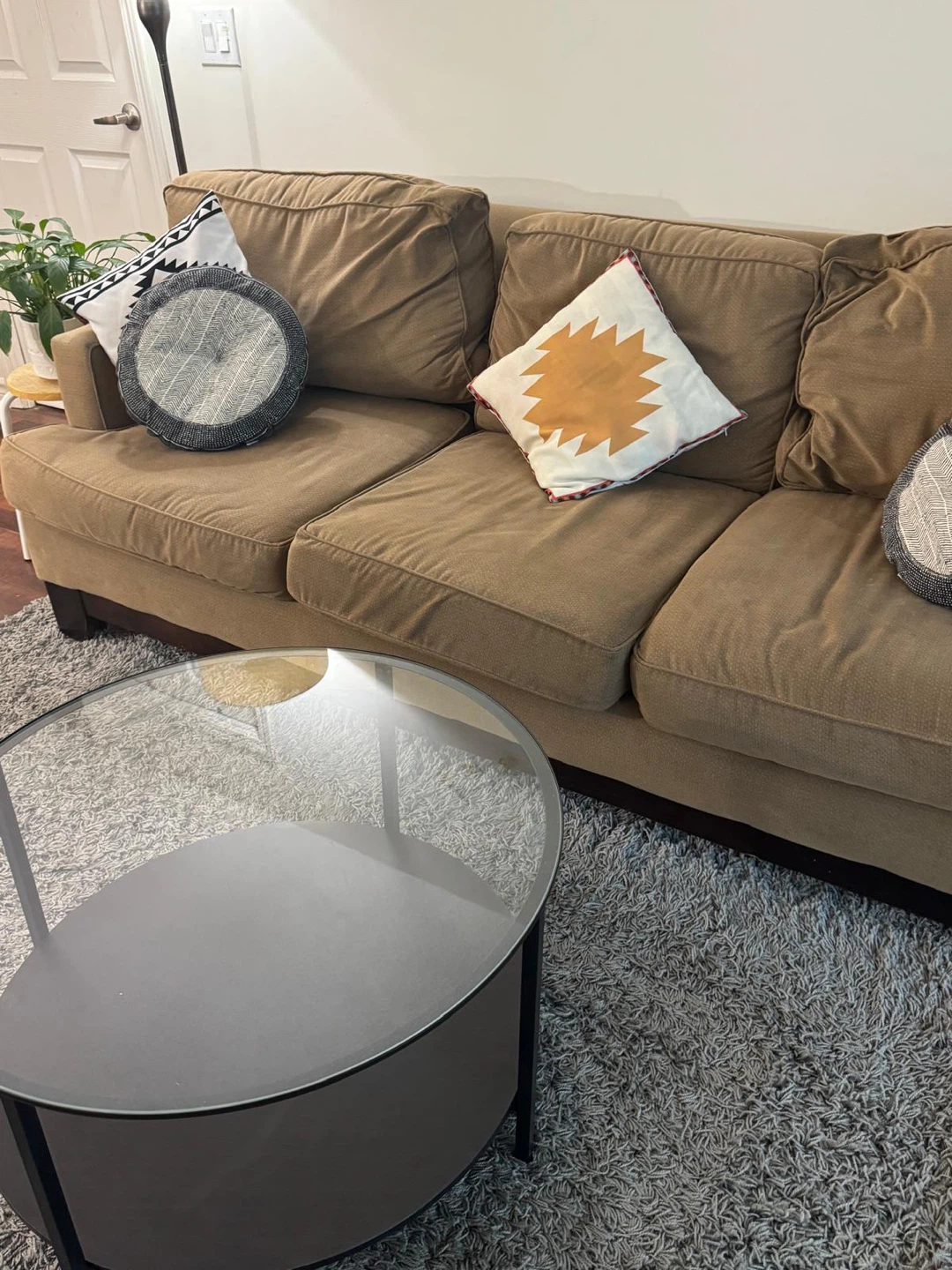 Round Glass Coffee Table - photo 3