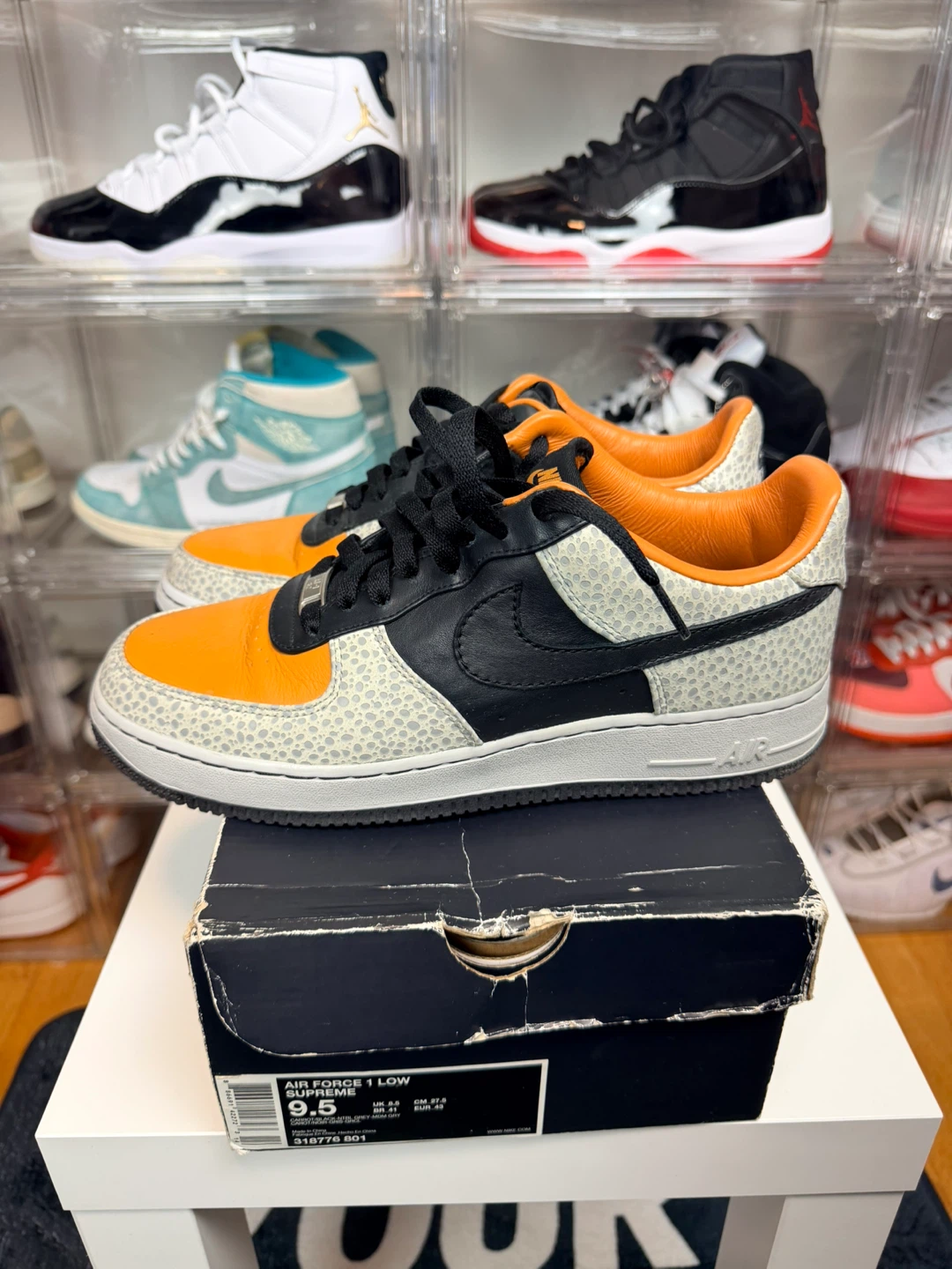 Nike Air Force 1 Low Supreme 9.5 - photo 2
